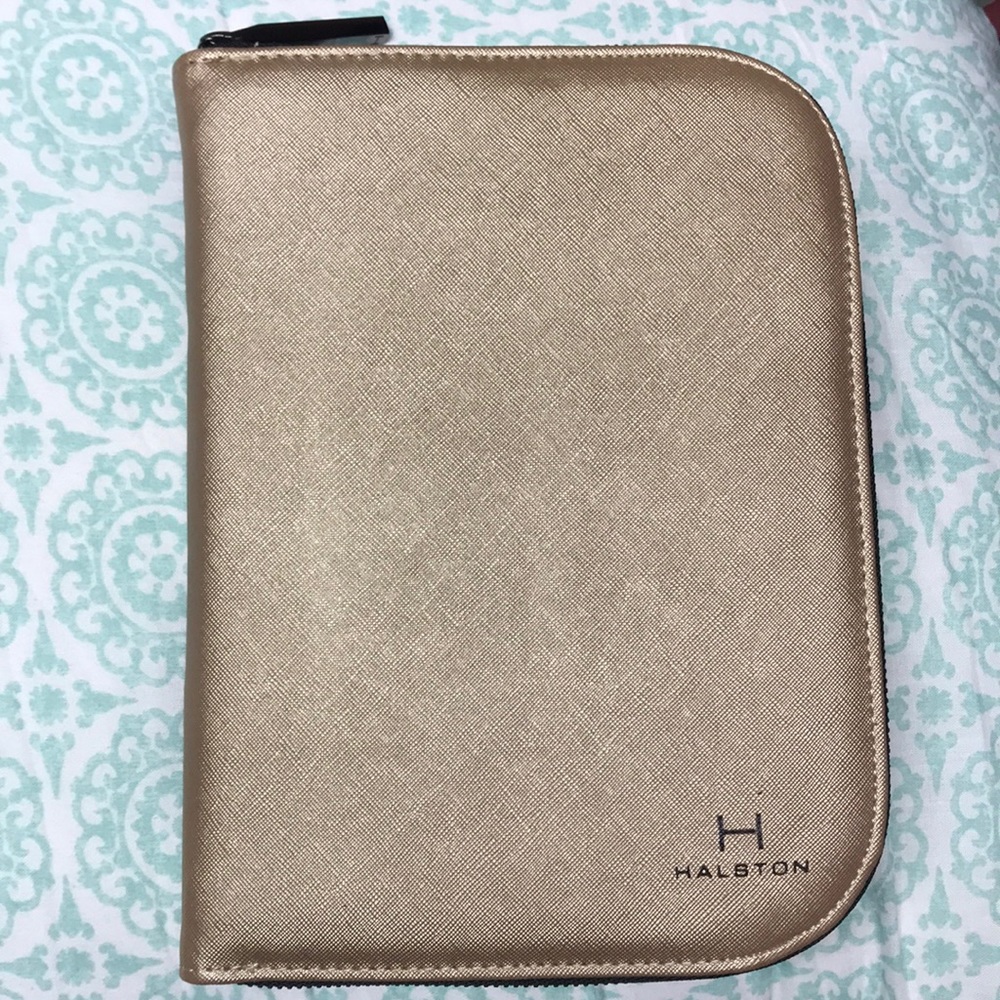 Halston Jewelry Portfolio/Travel Case